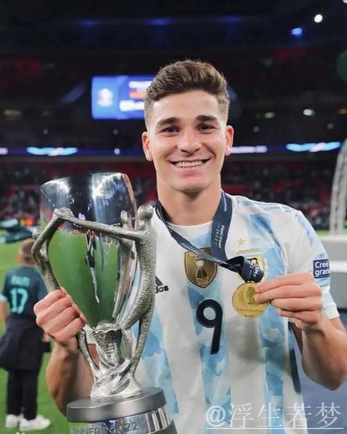 全场仅1球捡漏，阿尔瓦雷斯凭什么身价过亿？